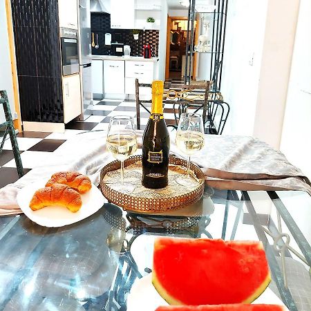 אדחה Elegant 3 Bedrooms, Wifi Free מראה חיצוני תמונה